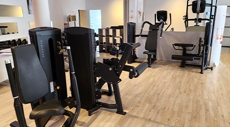 Kraftgeräte im Fitnessstudio Sinzheim